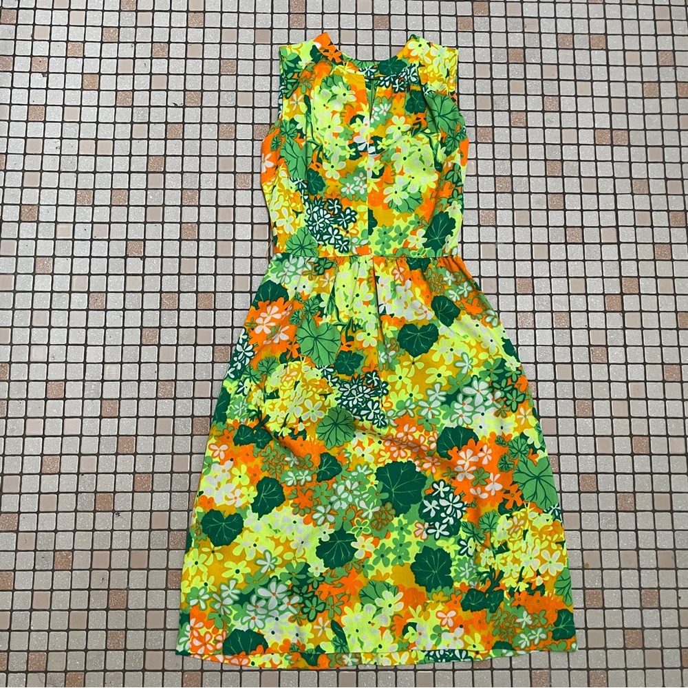 VTG Floral Sleeveless Dress